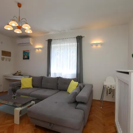 Skvicalo Apartmán Šilo